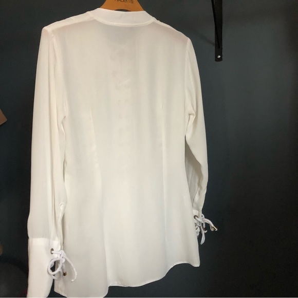 LOVE YA Women’s Long Sleeve White Blouse Size M - Picture 3 of 12